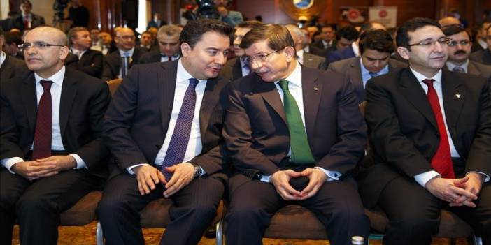 Ali Babacan'dan Gelecek Partisi ile Birleşme Sinyali: 'Görüşme Trafiğimiz Var'