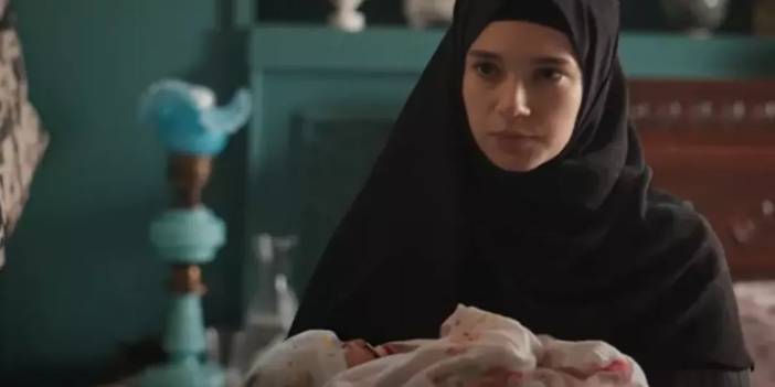 Kızıl Goncalar'ın Zeynep'i gerçek yaşını açıkladı: Duyanlar yok artık dedi