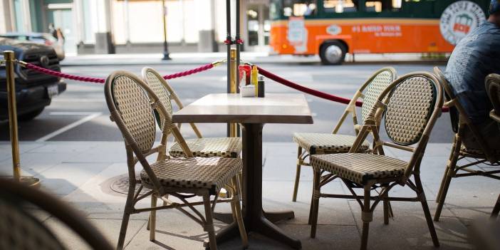 Almanya'nın ünlü restoran zinciri iflas etti. 40 şubesi bulunuyordu