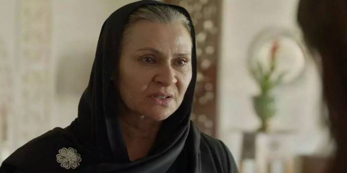 Uzak Şehir'in Sadakat Albora'sı Gonca Cilasun'dan tatil pozları