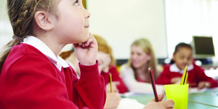 Almanya’da tartışma büyüyor: “Çocuklara savaş mı öğreteceksiniz?”