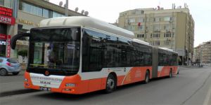 Şoförle tartıştı, belediye otobüsünün anahtarını çaldı!