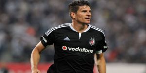Mario Gomez Beşiktaş'tan ayrılma kararı aldı!