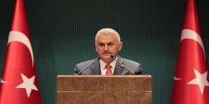 Başbakan Binali Yıldırım: '76 bin memur açığa alındı, 5 bini memuriyetten atıldı'