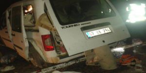 Beyşehir'de Domuz sürüsüne çarpan araç takla attı