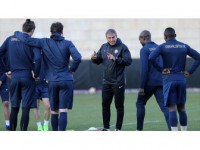Hamzaoğlu Osmanlıspor'da İlk Antrenmanına Çıktı