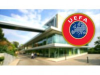 Uefa'dan 4 Kulübe Para Cezası