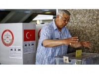 Gümrük Kapılarında Oy Verme İşlemleri Devam Ediyor