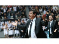 Ergin Ataman'dan Taraftara 'Küfür' Tepkisi
