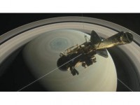 Nasa Cassini'nin 'Büyük Finalini' Başlatıyor