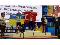 Nuray Levent Dünya Şampiyonu