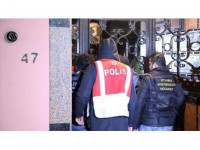 İstanbul'da Eş Zamanlı Fetö/pdy Operasyonu: 42 Gözaltı