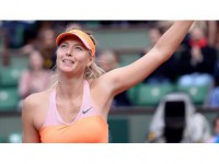 Maria Sharapova Kortlara Dönüyor