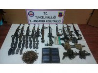 Tunceli'de Çok Sayıda Silah Ve Mühimmat Ele Geçirildi