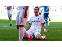 Halil Altıntop Attı Augsburg Kazandı