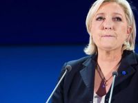AP Le Pen'in Dokunulmazlığını Kaldırdı