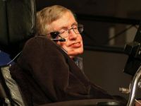 Hawking'den şaşırtan Trump Açıklaması