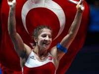 Yasemin Adar Bir İlke İmza Attı