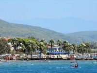 Akyaka Mahallesi 'Sakin Kent' Yerli Turistle Bayram Etti