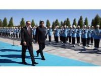 Erdoğan, Venezuela Devlet Başkanı Maduro'yu Resmi Törenle Karşıladı
