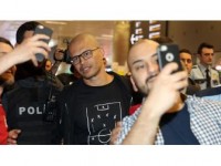 Alex De Souza İstanbul'da