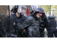 Fransız Polisinden Üniversitelere Operasyon