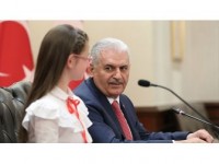 Başbakan Yıldırım: Çocuklarımız İçin Bakanlarımız Var Gücüyle Çalışıyor