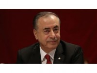 Galatasaray Kulübü Başkanı Cengiz Trafik Kazası Geçirdi