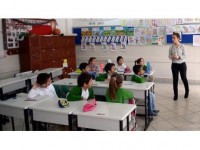 Başka Okullarda 'Misafir Öğretmenlik' Yapıyorlar