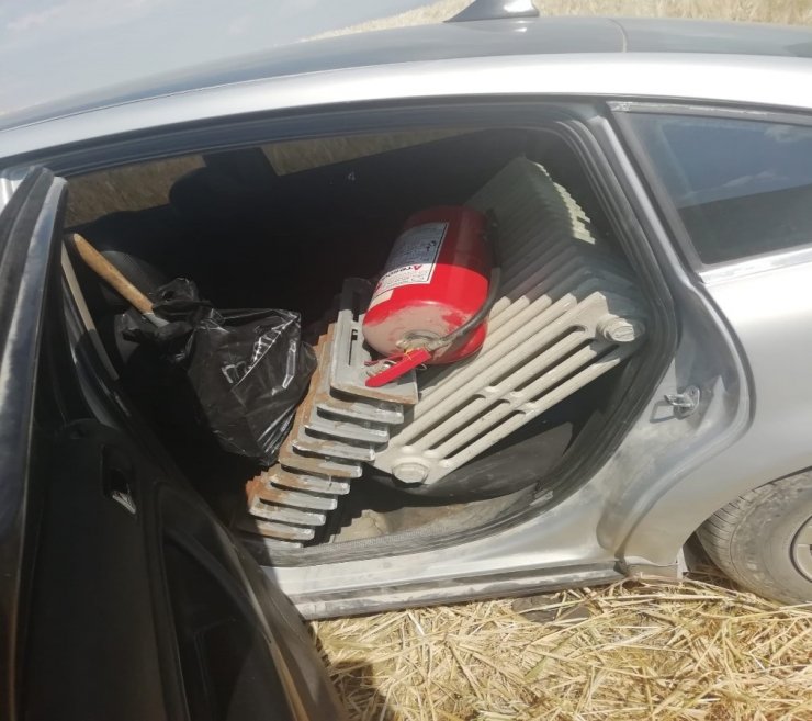 Fabrikaya Giren Hırsızlar 11 Ton İplik Çaldı