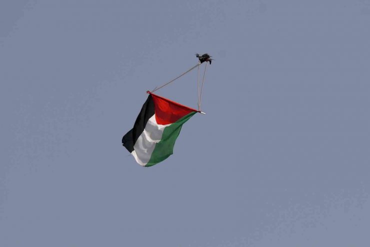 Filistinlilerden İsraillilerin Bayrak Yürüyüşü’ne Dronlu Tepki