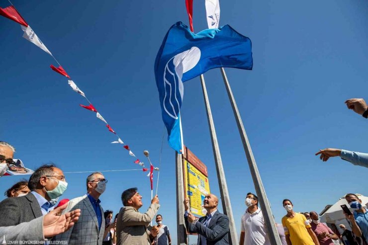 İzmir’e 4 Mavi Bayrak Daha