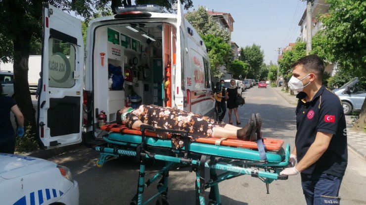 Gebze’de Otomobil Minibüsle Çarpıştı: 2 Yaralı