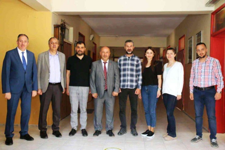 Müdür Başyiğit, Kitap Yazma Komisyonunu Ziyaret Etti