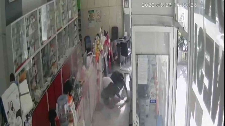 Eczaneye Silahlı Saldırının Yeni Görüntüleri Ortaya Çıktı