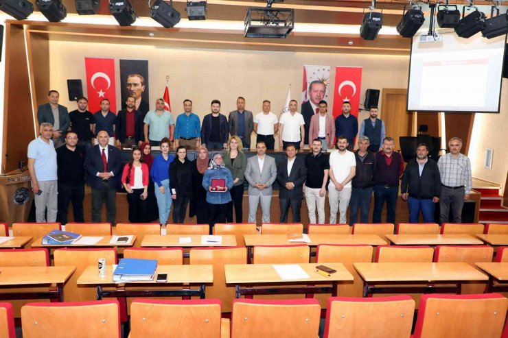 "kaliteli Hizmet, Kaliteli Personelle Verilir"