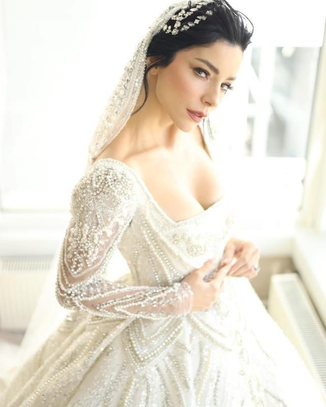 156513-640x800.jpg