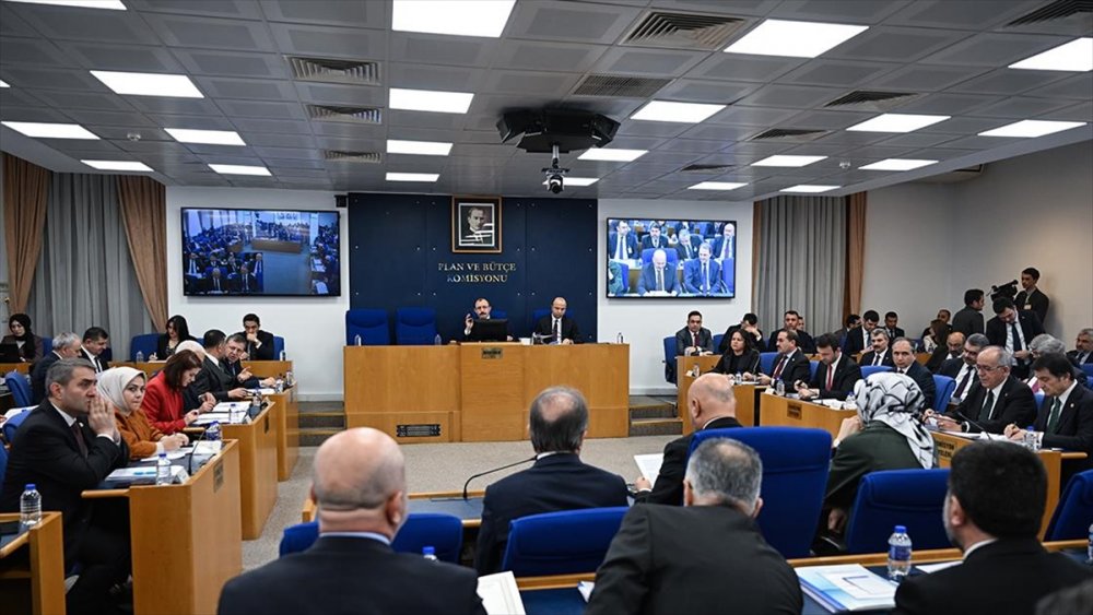 Emeklilere Ek Zam Düzenlemesi Kabul Edildi! Maaşlar Yeniden Belirlendi