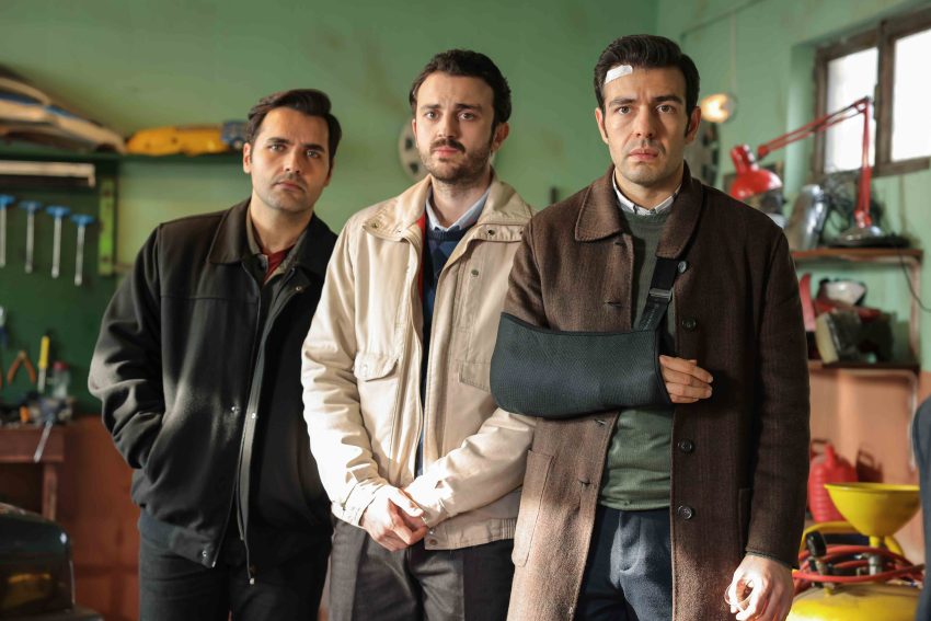 zembilli-damlasu-emre-ozgur-cem-1-850x567.jpg