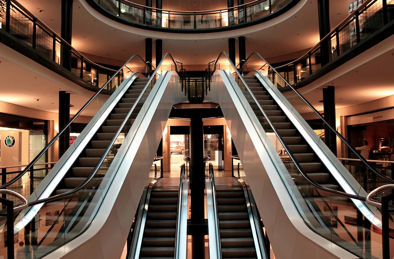 escalator-283448-1280.jpg