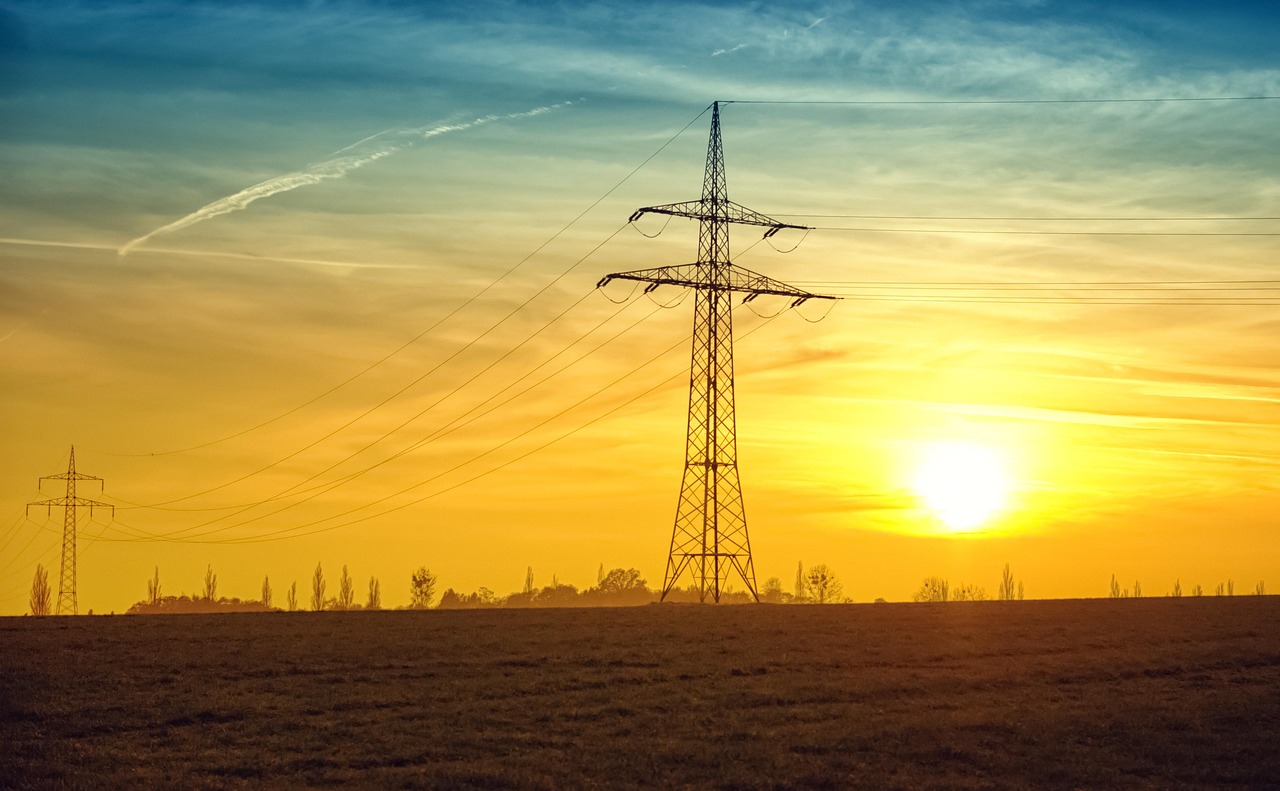 power-lines-532720-1280.jpg
