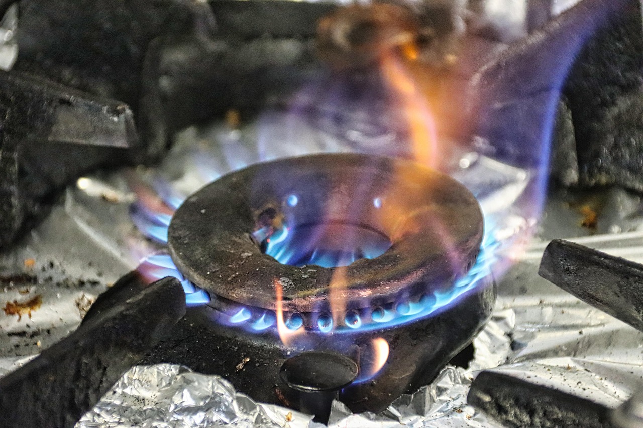 gas-7464057-1280.jpg