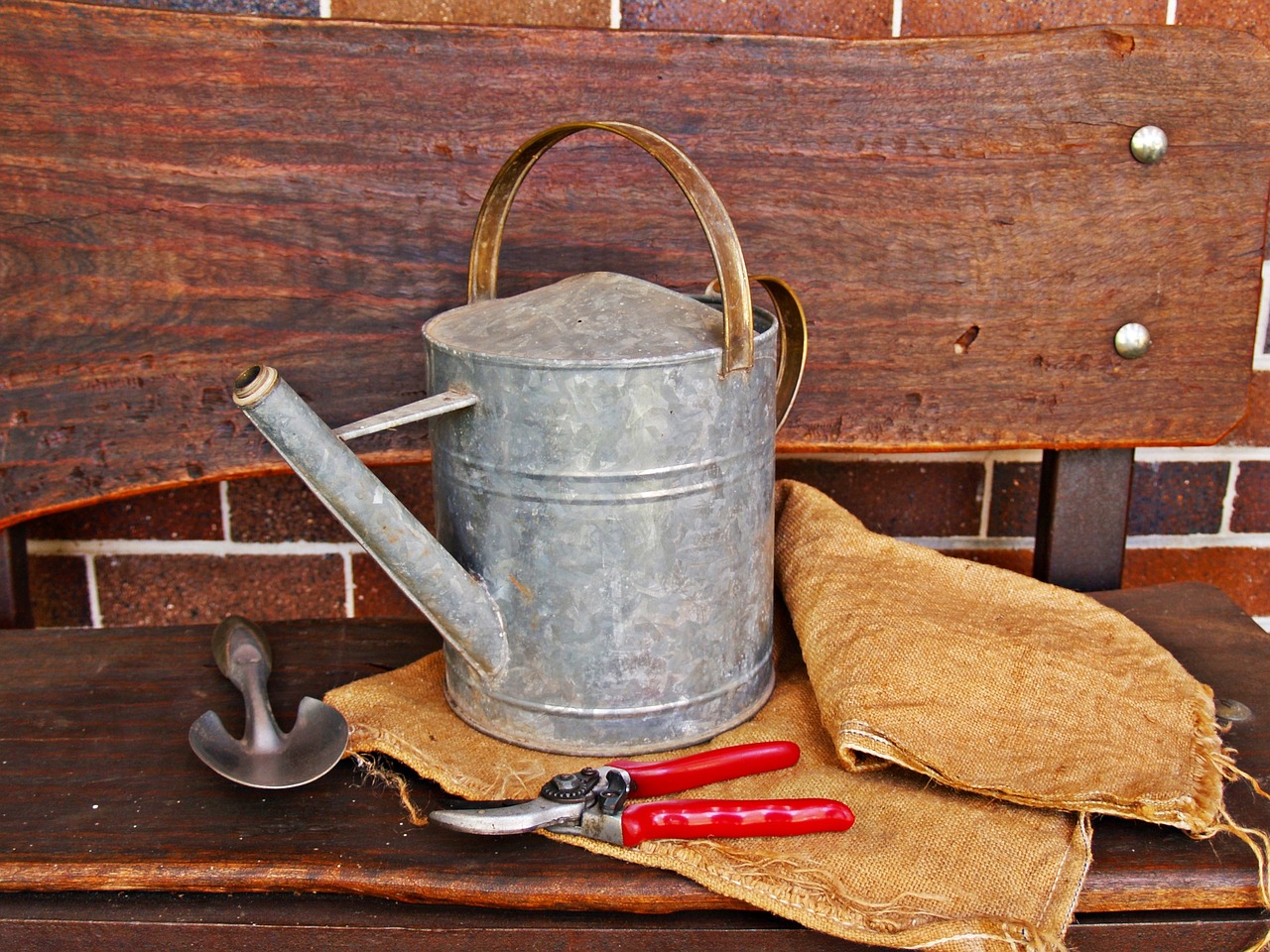 watering-can-1466491-1280.jpg