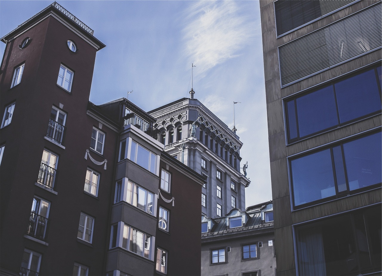 buildings-698425-1280.jpg