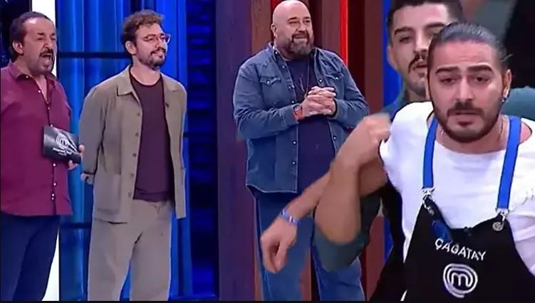 masterchefte-hamsili-pilav-kavgasi-cagatay-studyoyu-karistirdi-yenicag-3.jpg