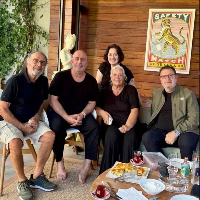 cem-yilmaz-aile.jpg