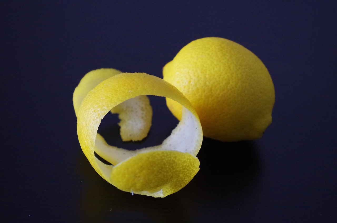 lemon-1313642-1280.jpg