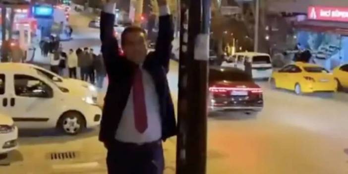 Mustafa Sarıgül, Ankara'daki viral olan Kızılay tabelasına asıldı